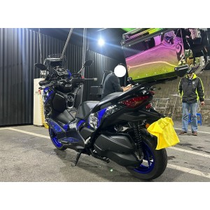 X MAX300 신형
